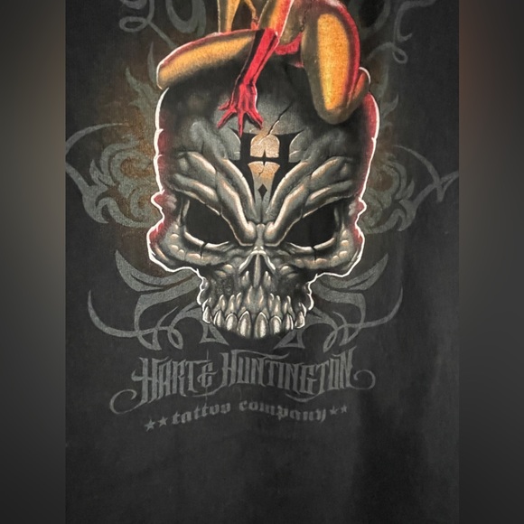 Hart & Huntington Tattoo Company T-shirt Size Medium - Picture 6 of 6